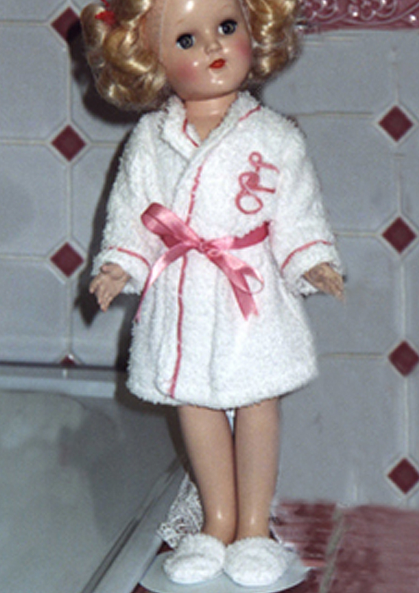 Doll Spa Signature Robe & Slippers